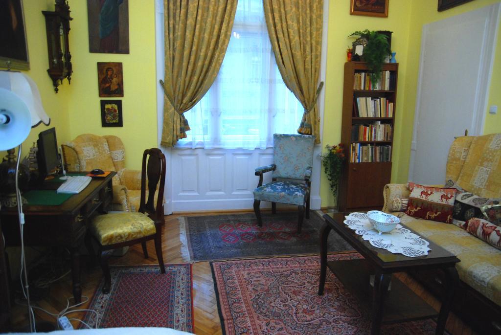 Apartment Market Vamhaz Koerut